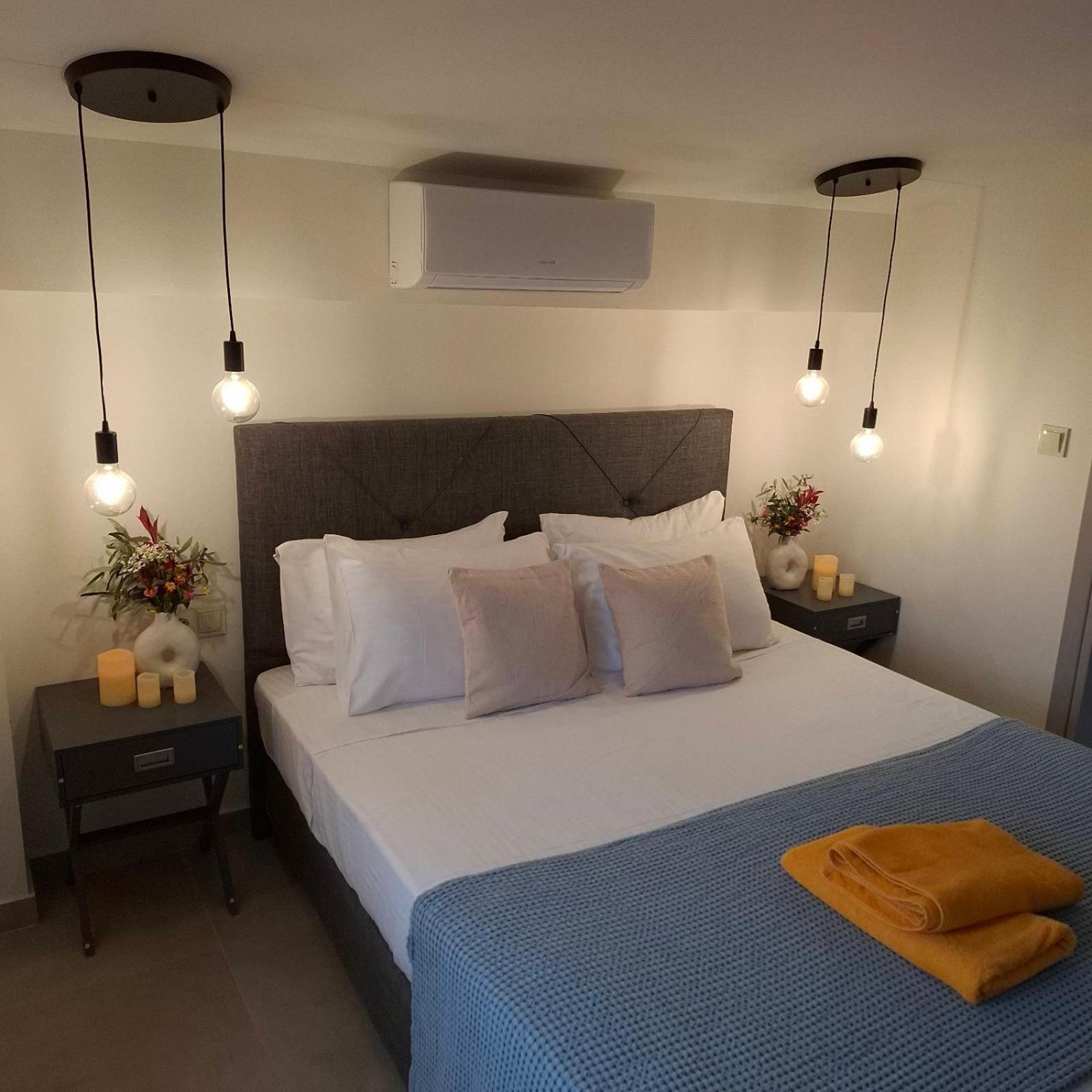 Villas Epta Karpi Complex Of 7 Luxury Villas Skriperon エクステリア 写真