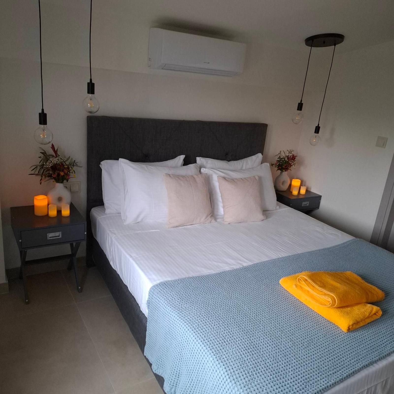 Villas Epta Karpi Complex Of 7 Luxury Villas Skriperon エクステリア 写真