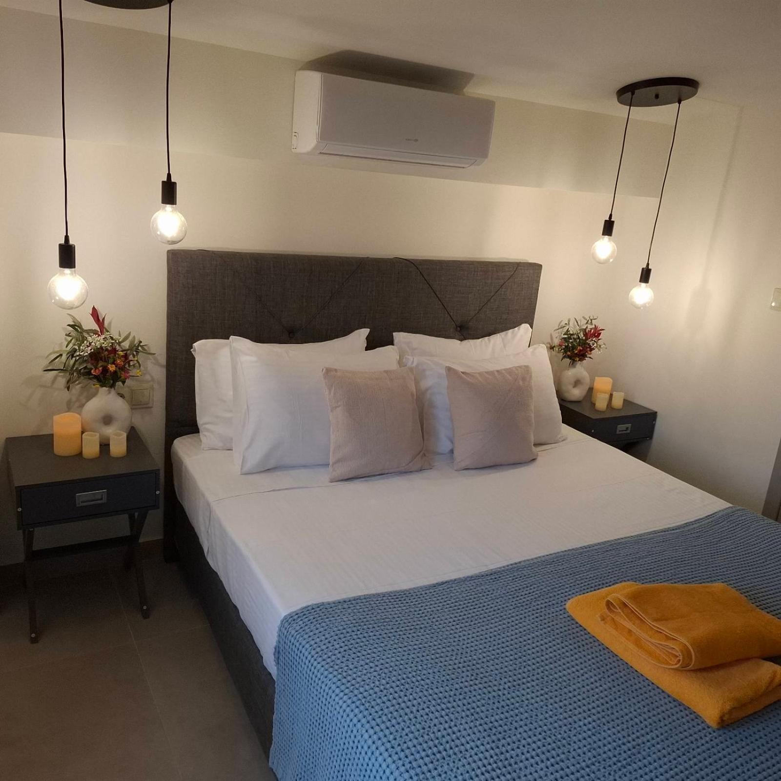 Villas Epta Karpi Complex Of 7 Luxury Villas Skriperon エクステリア 写真