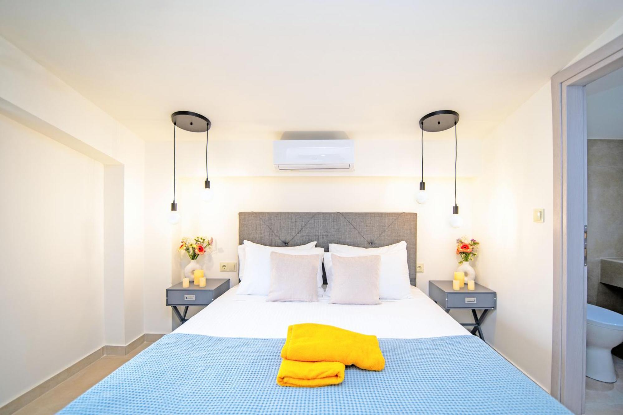 Villas Epta Karpi Complex Of 7 Luxury Villas Skriperon エクステリア 写真