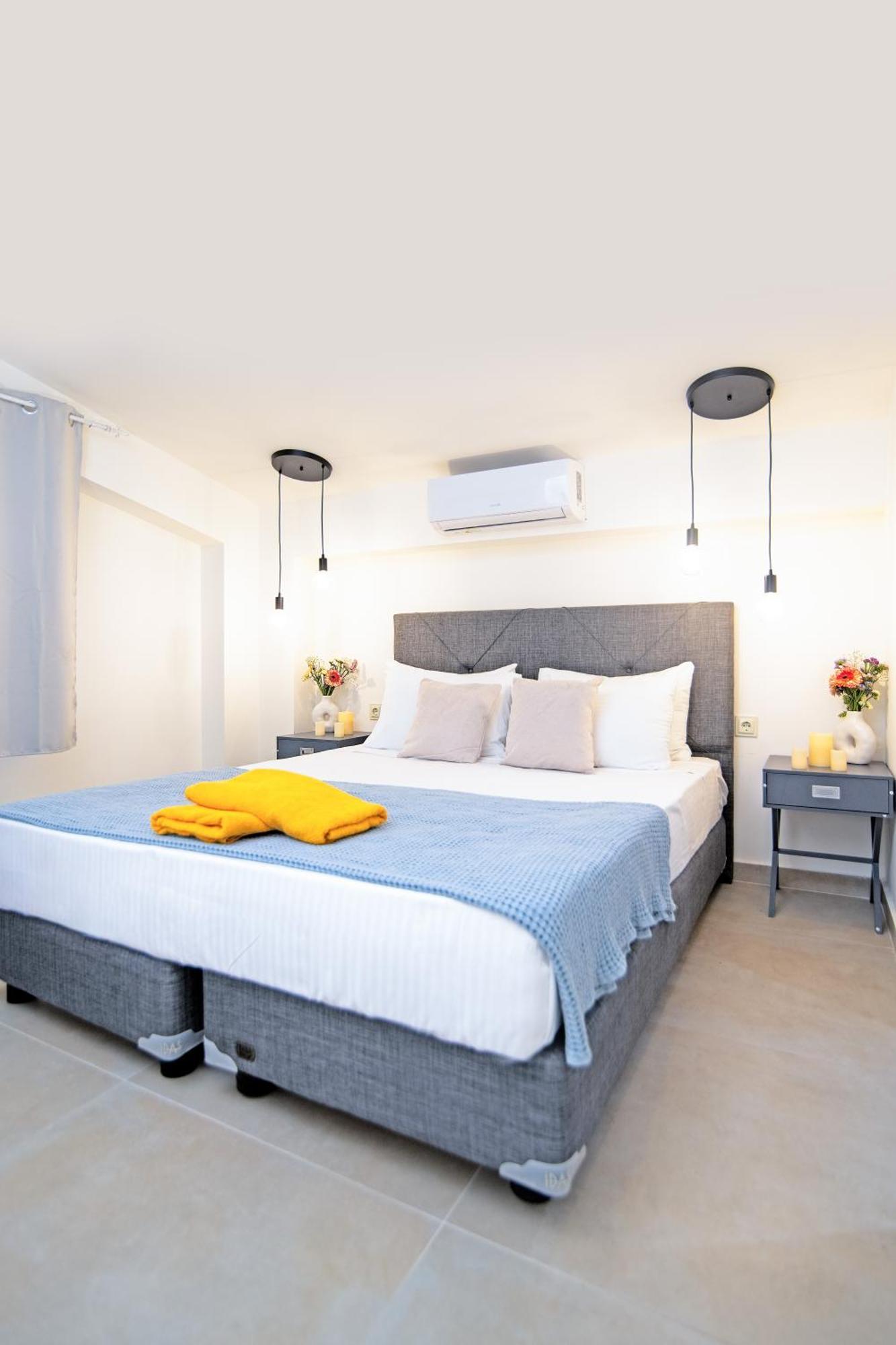 Villas Epta Karpi Complex Of 7 Luxury Villas Skriperon エクステリア 写真